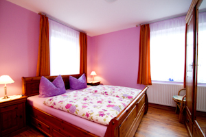 Haus Mariella - Ostseebad Ahrenshoop · Schlafzimmer